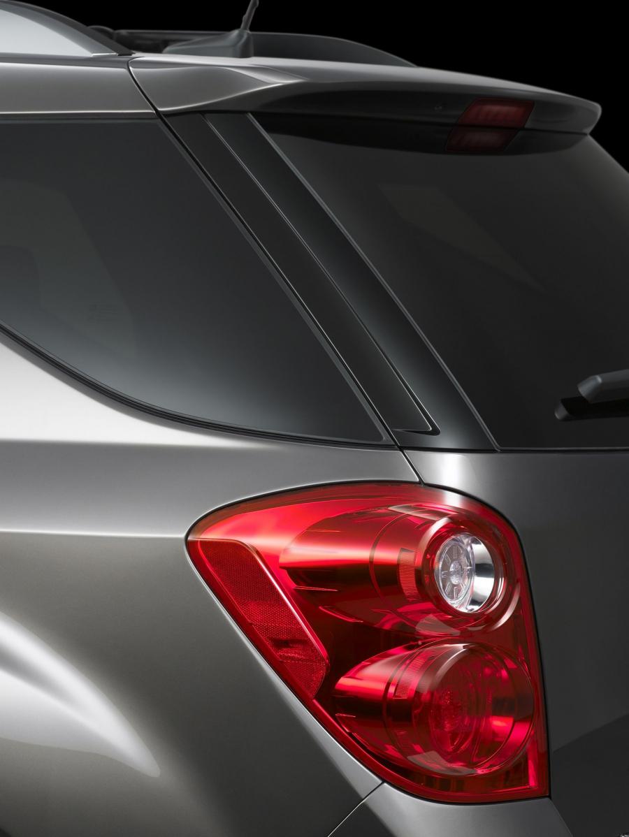  Chevrolet Equinox 2010 года  (фото 2 из 56)